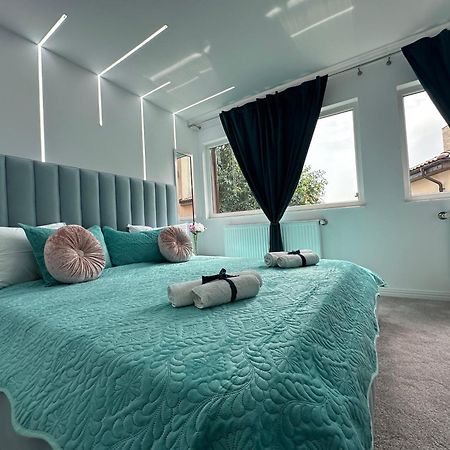 Elegant Escape Central Studio Крайова Екстериор снимка