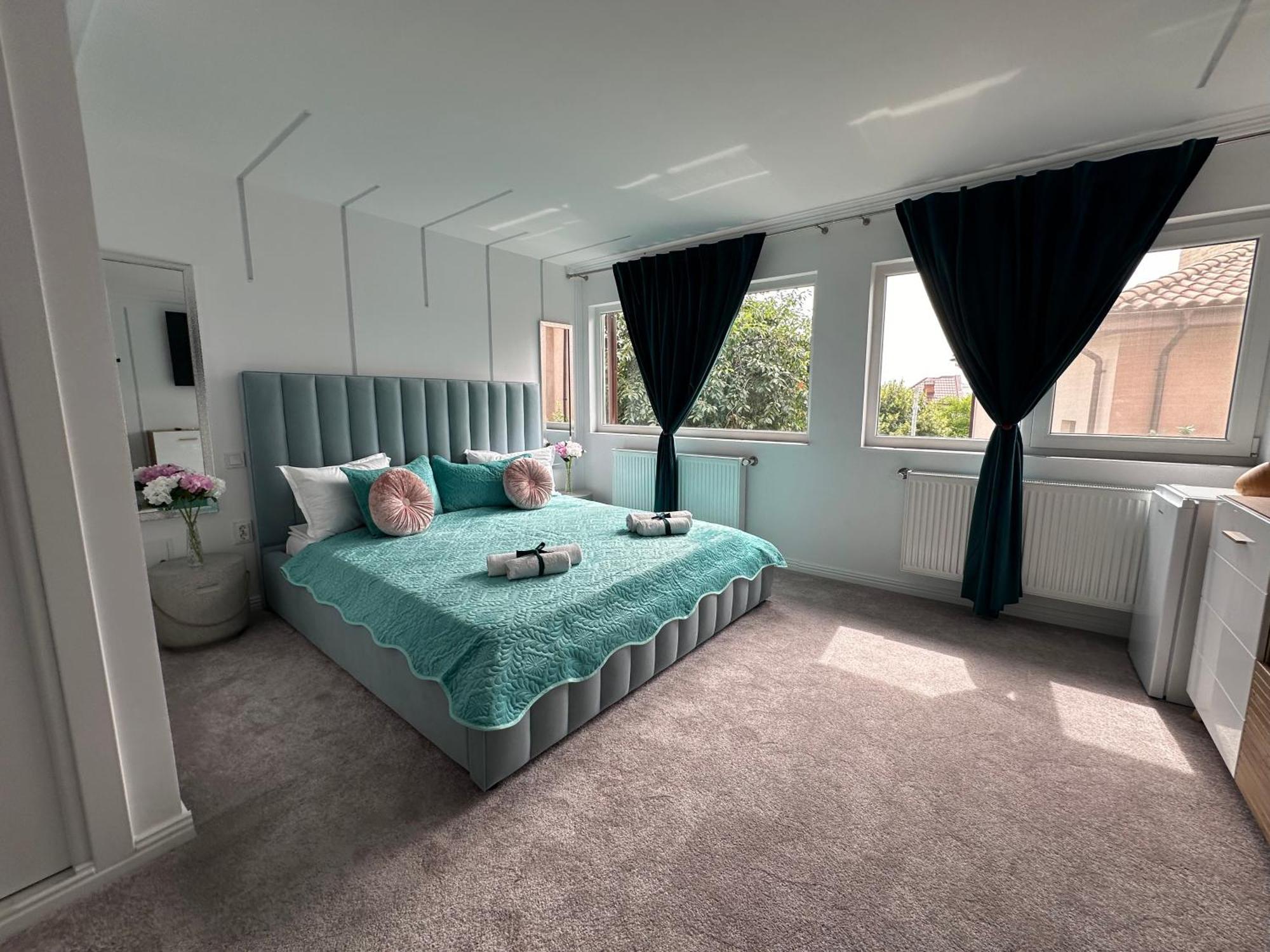 Elegant Escape Central Studio Крайова Екстериор снимка